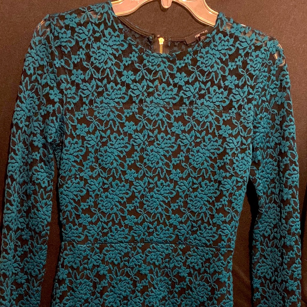 Emerald Green Long Sleeve Lace Dress